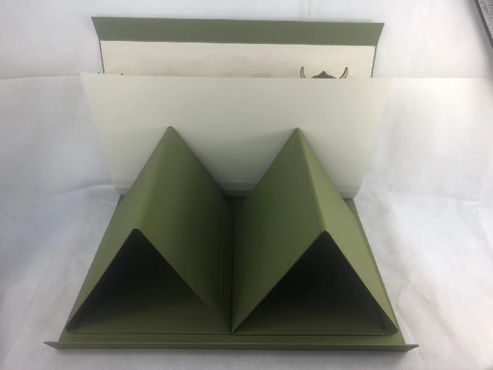別讓劣質包裝毀了你價值百元的產品！禮品盒定制避坑指南